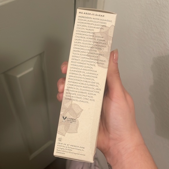 Unopened Honest Gentle Gel Cleanser - Picture 3 of 5